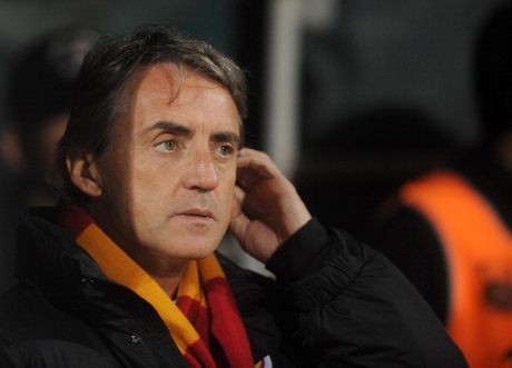 Mancini Bakal Gantikan Mazzarri?