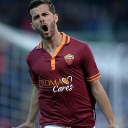 Pjanic Belum Mau Bicarakan Liga Champions, Apalagi Scudetto