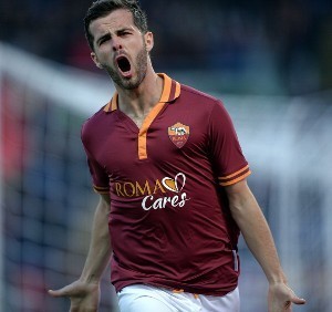 Pjanic Belum Mau Bicarakan Liga Champions, Apalagi Scudetto