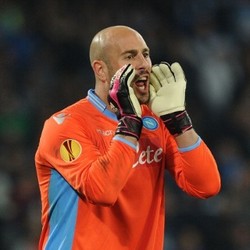 Napoli Diminta Lebih Konsisten Agar Tak Tertinggal dari Juve dan Roma Lagi