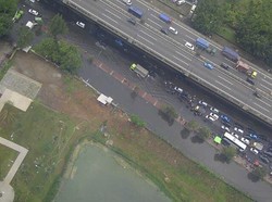 Panjangnya Genangan di Cempaka Putih Dilihat Dari Udara