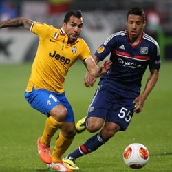 Lyon Sesali Kebobolan di Akhir Laga