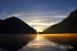 Menggapai Puncak Kedamaian di Ranu Kumbolo