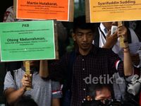 Aktivis Datangi KPK Serahkan Petisi