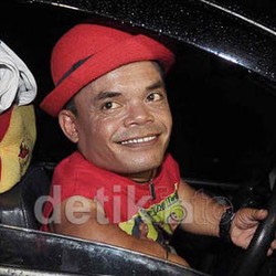 Ucok Baba Mampu Ngebut dengan Mobil Hingga 120 Km/Jam