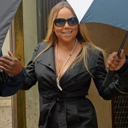 Duh! Mariah Carey Tak Tahu Siapa Kim Kardashian