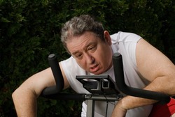 Makin Banyak Keringat Makin Sehat dan 5 Mitos Lain yang Perlu Diketahui