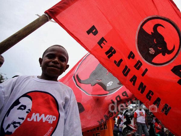 Anak-Anak Terlihat di Kampanye PDIP