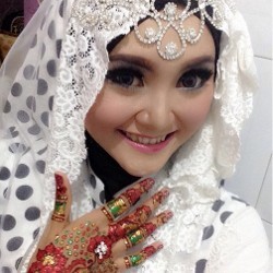 Jelang Dinikahi Caisar, Inda Kenakan Gaun Nikah Polkadot