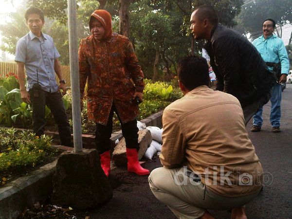 Aksi Risma di Pagi Hari