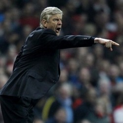 Arsenal Pikul Beban Jelang Duel di Goodison Park