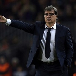 Barca Terjerat Masalah, Martino Tak Mau Banyak Berprasangka