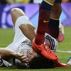 Casillas Komentari Injakan Busquets terhadap Pepe