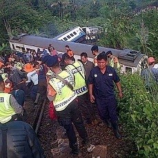 Antisipasi Longsor, Kemhub Siapkan Ahli Tanah Cek Lintasan KA Kroya-Bandung