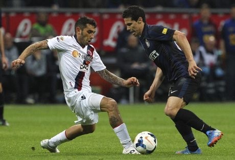 Hernanes Sesalkan Inter yang Kurang Fokus