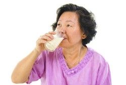 Susu Kacang Kedelai Bisa Menurunkan Gula Darah? Ini Penjelasan Dokter