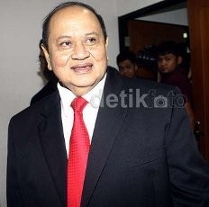 Emir Moeis Masih Sakit, Sidang Pembacaan Vonis Ditunda Lagi