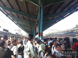 KRL Sering Gangguan, YLKI: Penumpang Harus Dapat Kompensasi