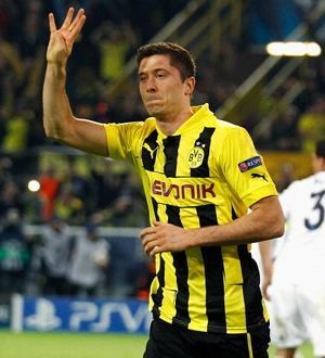 Lewandowski Kembali Main, Bisakah Bawakan Mukjizat buat Dortmund?