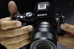 Sony Tambahkan Fitur Video 4K di Alpha 7S