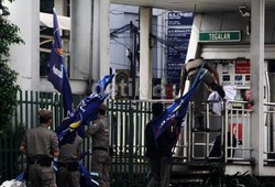 Satpol PP Turunkan 5.000 Personel Bersihkan Jakarta dari Atribut Parpol