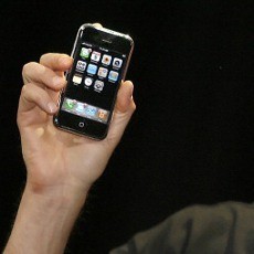 Kisah Kelahiran iPhone yang Belum Pernah Terungkap