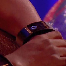 Will.i.am Pamer Jam Tangan Pintarnya