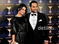 Serasinya Shireen Sungkar dan Teuku Wisnu