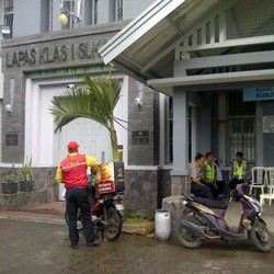 Polda Jabar Jaga Ketat TPS Khusus di 30 Penjara