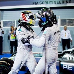 Menang di Bahrain, Hamilton Sebut Rosberg yang Lebih Cepat