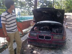 BMW Terbakar di Cirendeu, Pengemudinya Mahasiswa