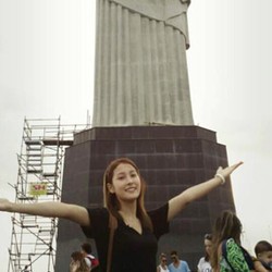 Gyuri KARA Nikmati Jalan-jalan dan Fanmeeting Dadakan di Brazil