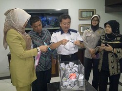 Pembeli Motor TVS Bisa Lihat Taj Mahal