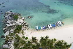 Tanjung Kelayang & Pulau Lengkuas, Pesona dari Belitung