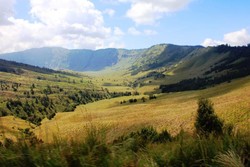 Sisi Bromo yang Orang Jarang Lihat