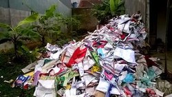 Ini Wujud Sampah Baliho Caleg yang Menggunung di H-1 Pemilu