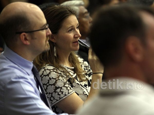 KPU Kumpulkan Pemantau Asing