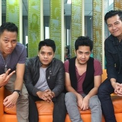 Cerita Transisi Posisi Gitaris di Astoria