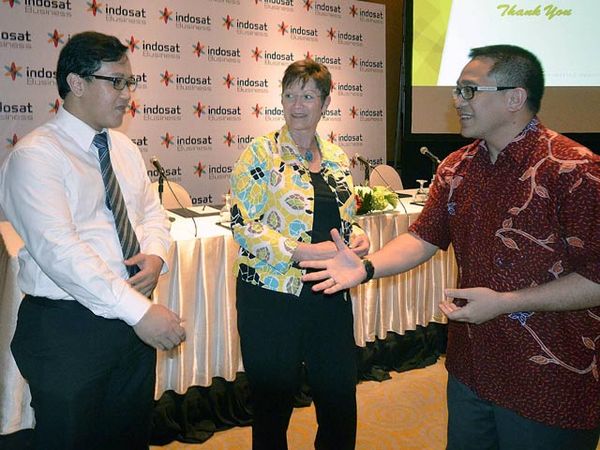 Presdir Indosat Minta Maaf ke Pelanggan