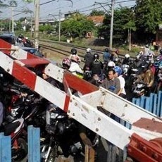 Double Track Hampir Rampung, Bahaya Perlintasan Sebidang Terus Disosialisasikan