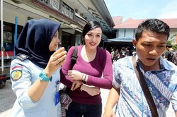 Angie: Saya Nyoblos Pemimpin yang Bisa Memberi Keadilan Hukum