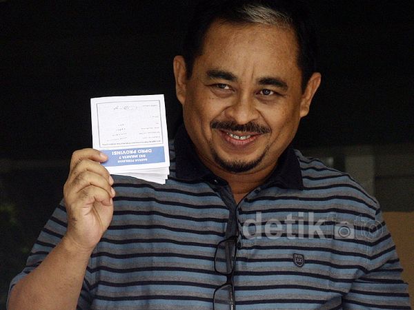 Luthfi Hasan Nyoblos di KPK