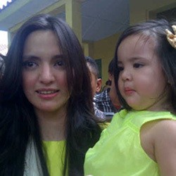 Dulu Apatis, Nia Ramadhani Kini Antusias Nyoblos