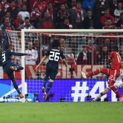 Gol Evra Jadi Titik Balik Kemenangan Bayern