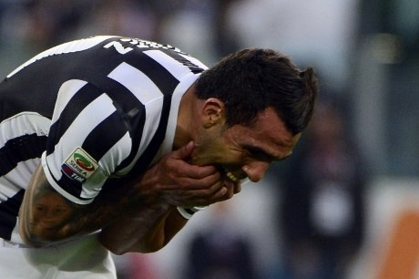 Conte Takkan Paksakan Tevez Main Lawan Lyon
