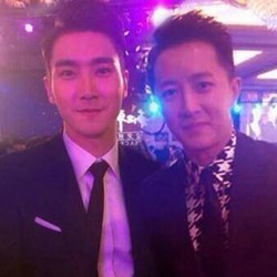 Siwon SuJu dan Hangeng Temu Kangen di Pesta Ulang Tahun Jackie Chan