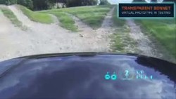 Land Rover Ciptakan Mobil Tembus Pandang