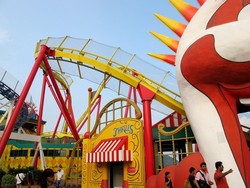 Hair Raiser, Roller Coaster Gila di Hong Kong