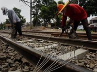 Perawatan Bantalan Rel Kereta