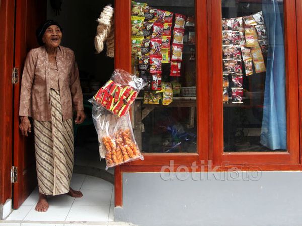 Melihat Kehidupan di Kampung Deret